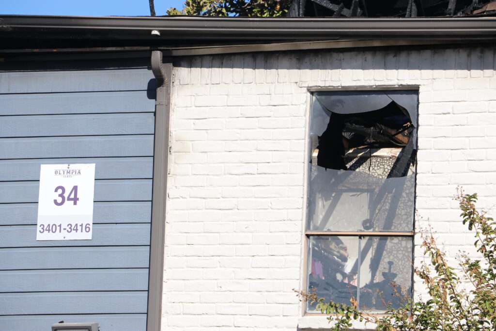 2-Alarm Fire Destroys West Houston Apartment Building — Several Rescued ...