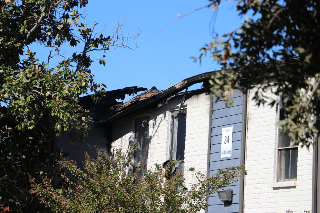 2-Alarm Fire Destroys West Houston Apartment Building — Several Rescued ...